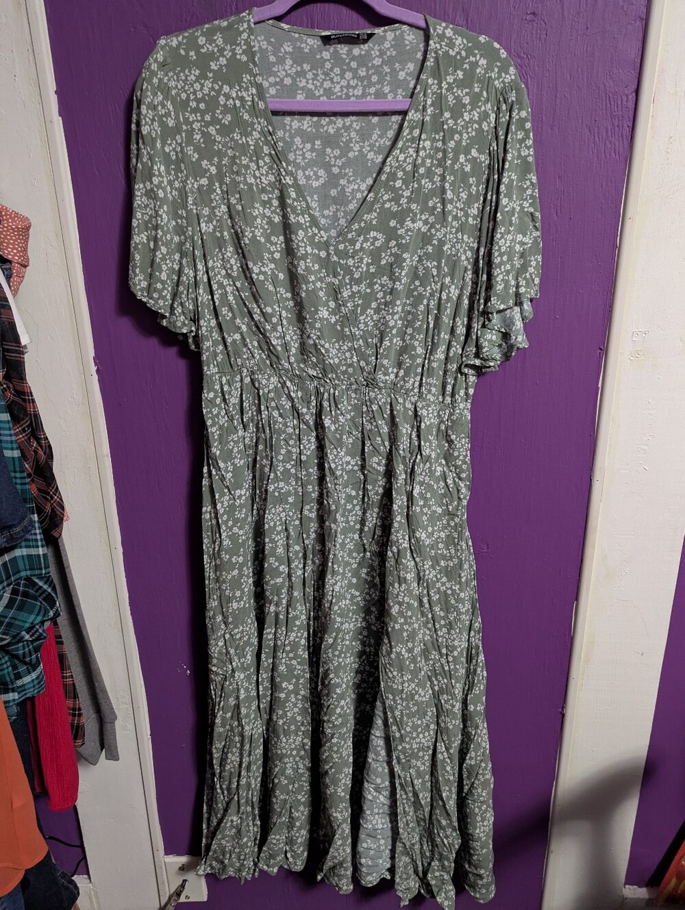 40. BloomChic Green White Floral Maxi Split Hem Short Sleeve Dress 18 2X